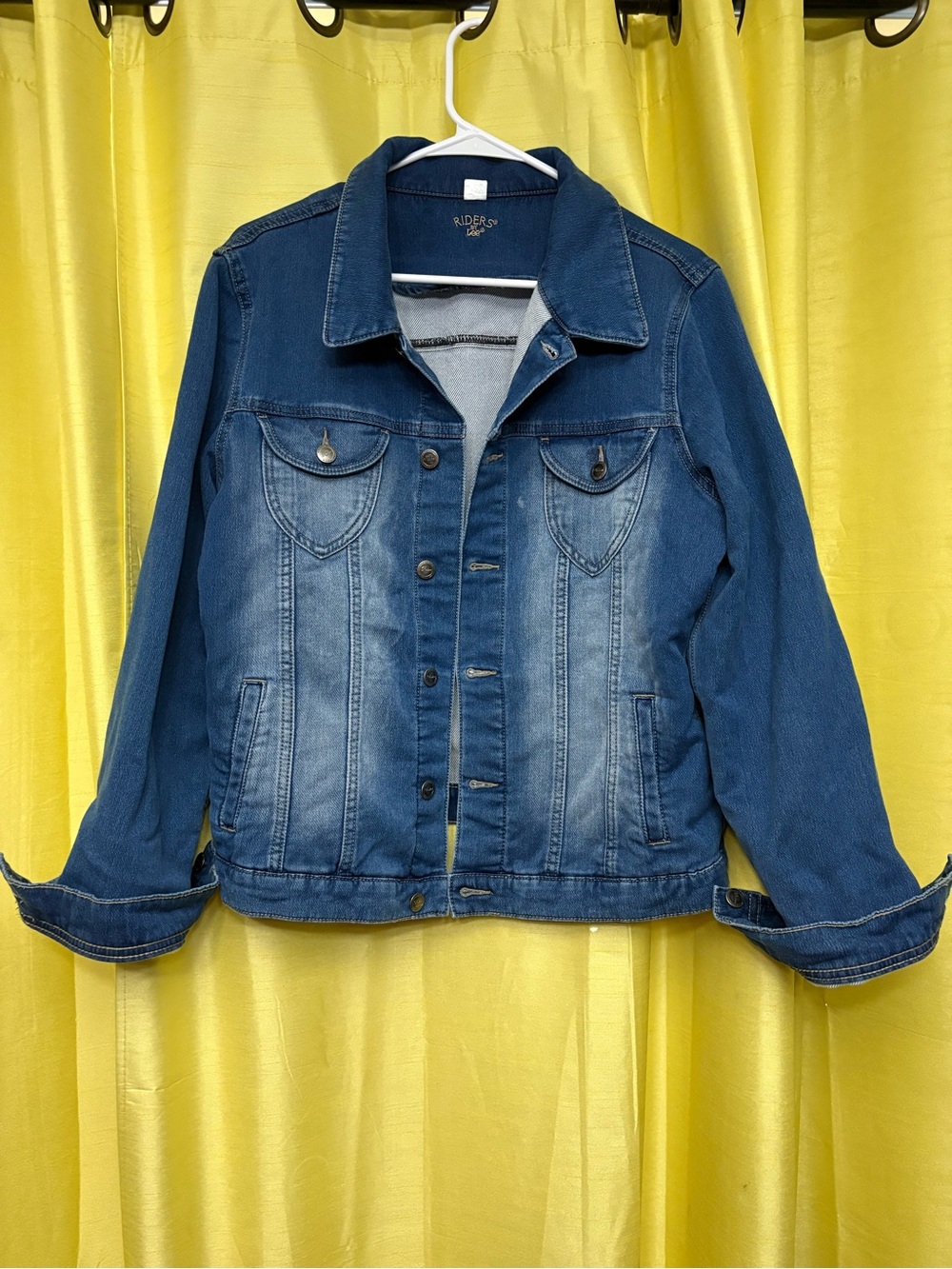 Riders by Lee Medium Blue Denim Trucker Jacket